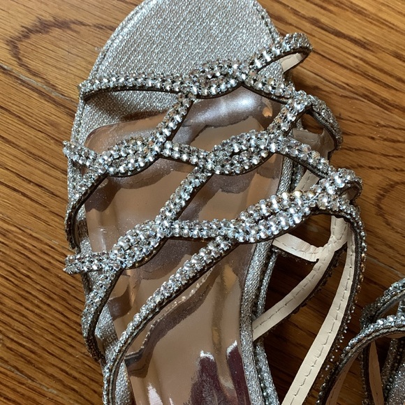 Badgley Mischka rhinestone sandals - Picture 4 of 6